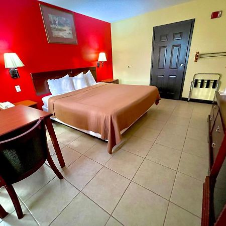 Relax Inn Mcrae Екстериор снимка