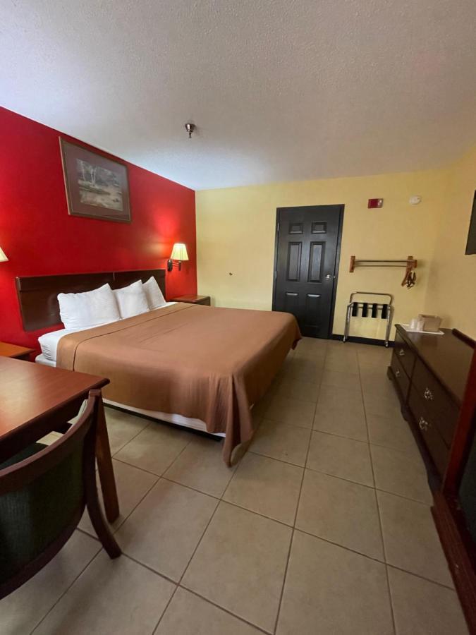 Relax Inn Mcrae Екстериор снимка