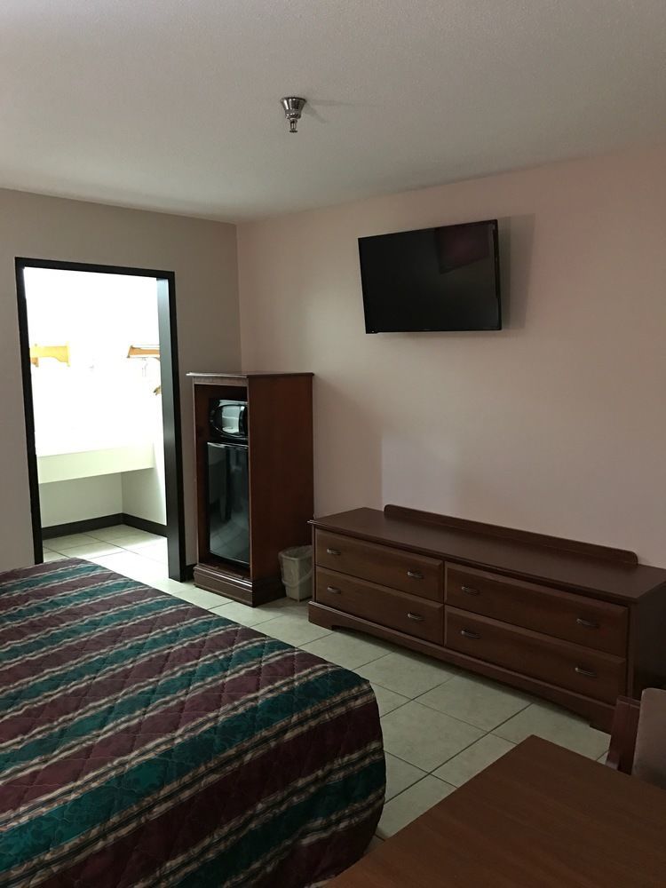 Relax Inn Mcrae Екстериор снимка